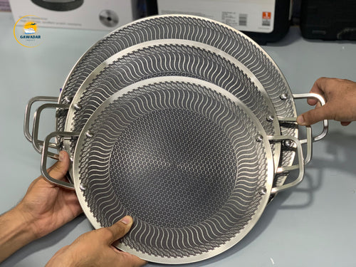 Different sizes  honeycomb lesser coating tawa